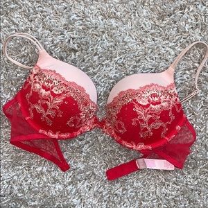 Victoria’s Secret Very Sexy Push Up Bra